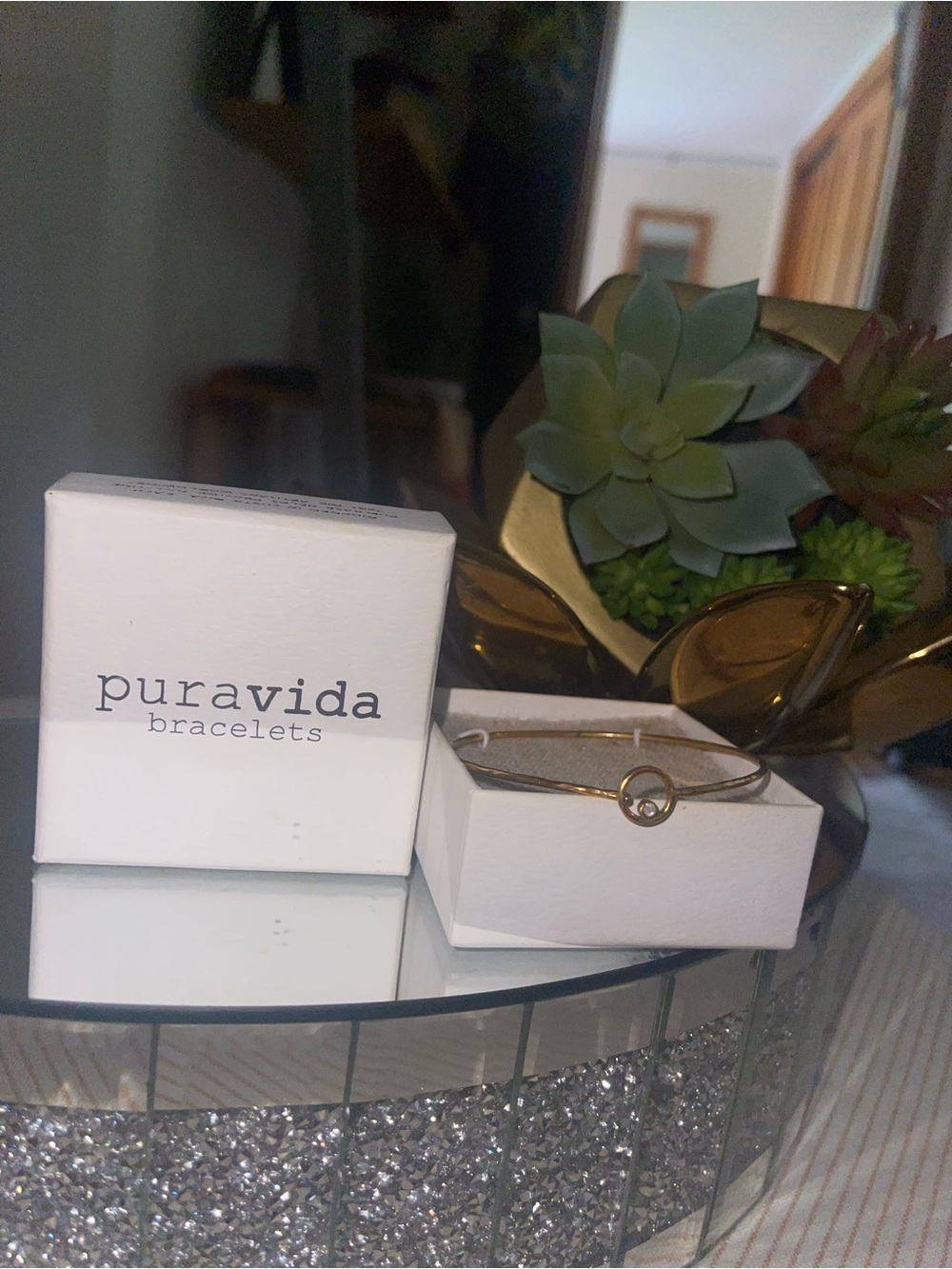 Pura Vida Gold Circle Bangle Bracelet